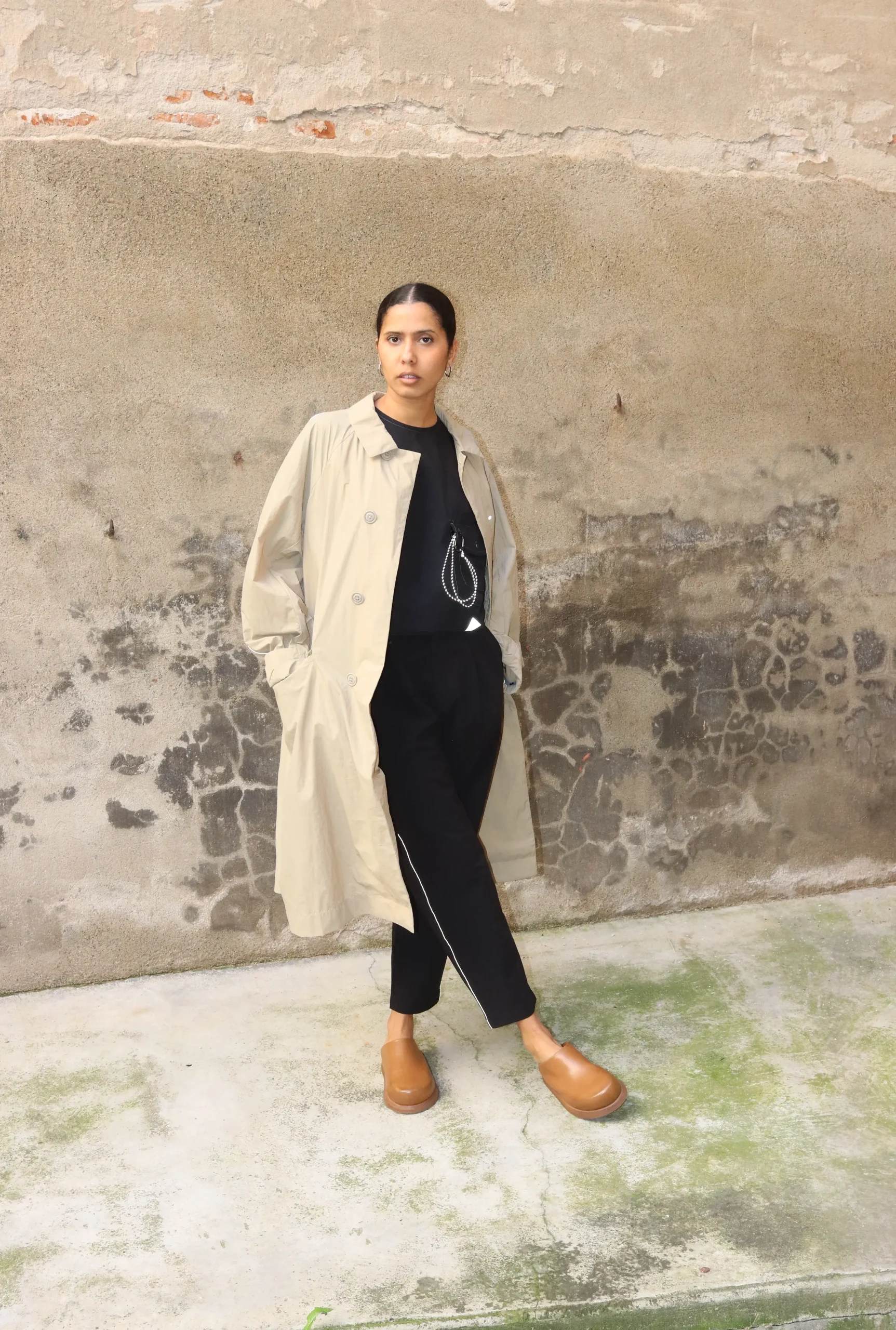 And Wander - Women Plain Tapered Stretch Pants - Black