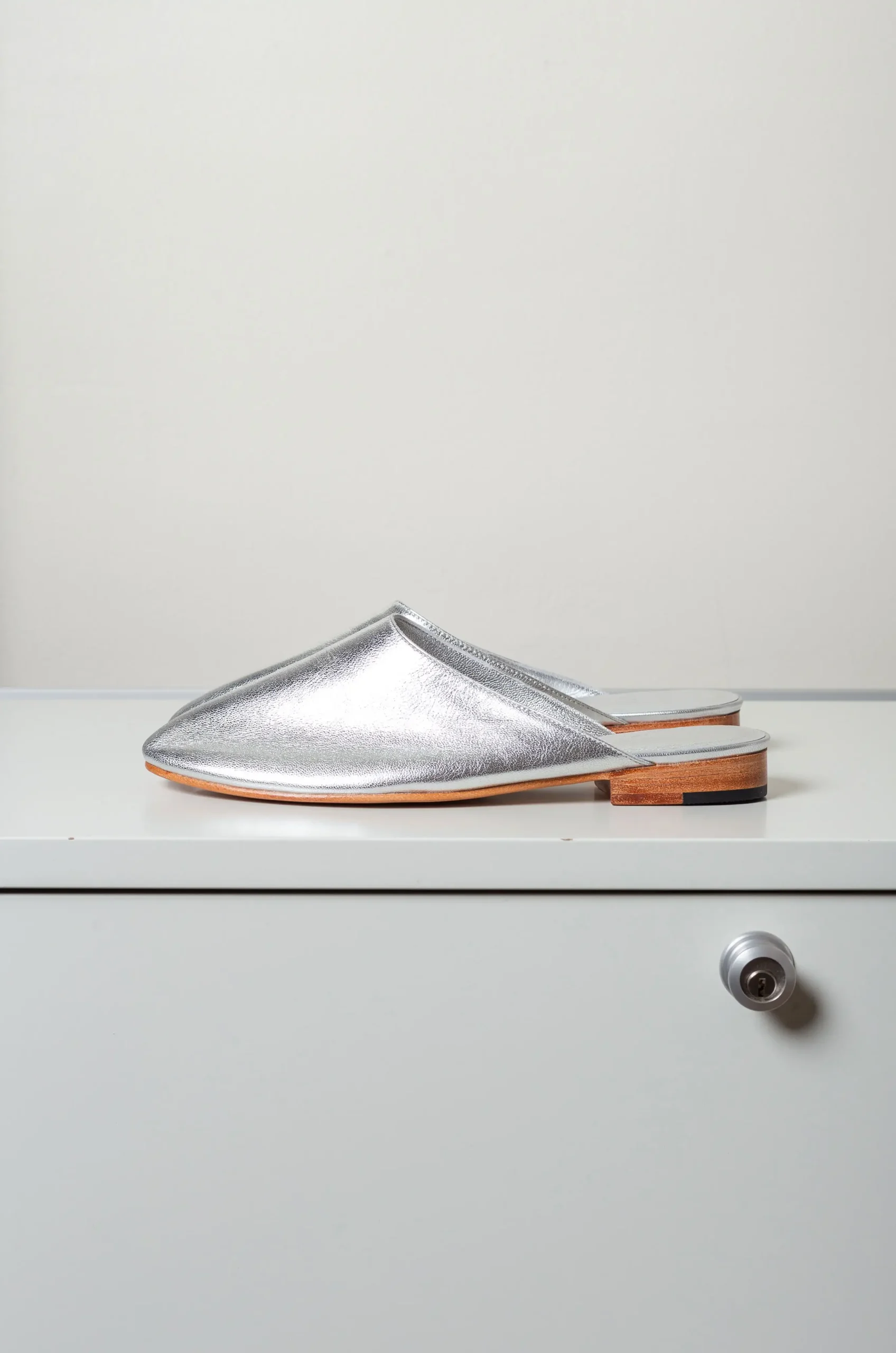 Martiniano - Mule Flat Shoes - Silver