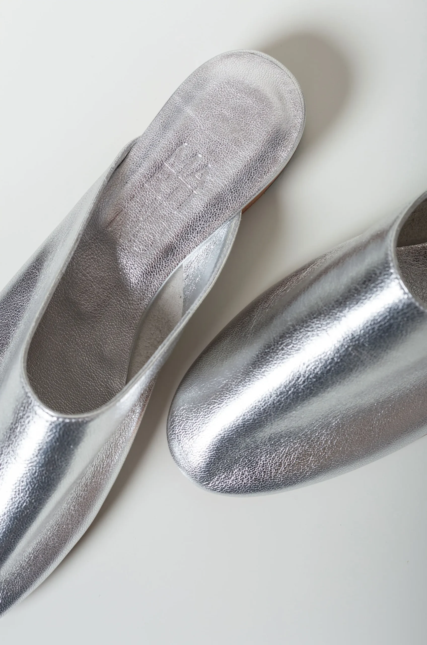 Martiniano - Mule Flat Shoes - Silver