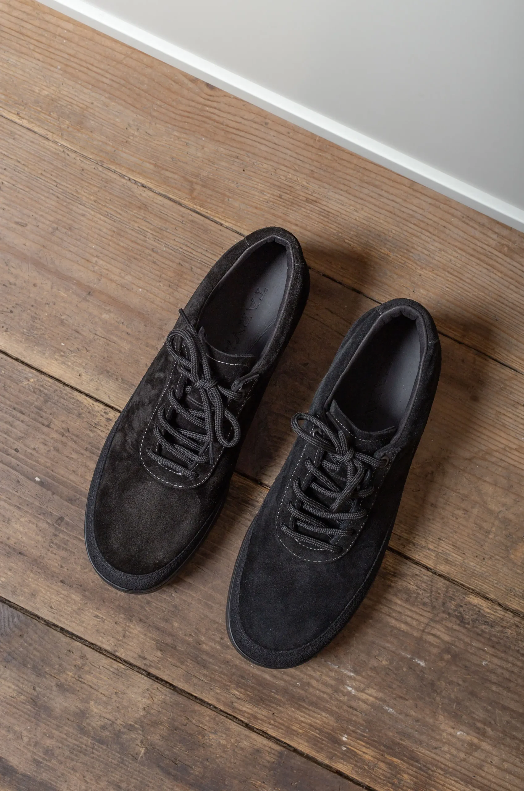 Tarvas - Explorer - Black