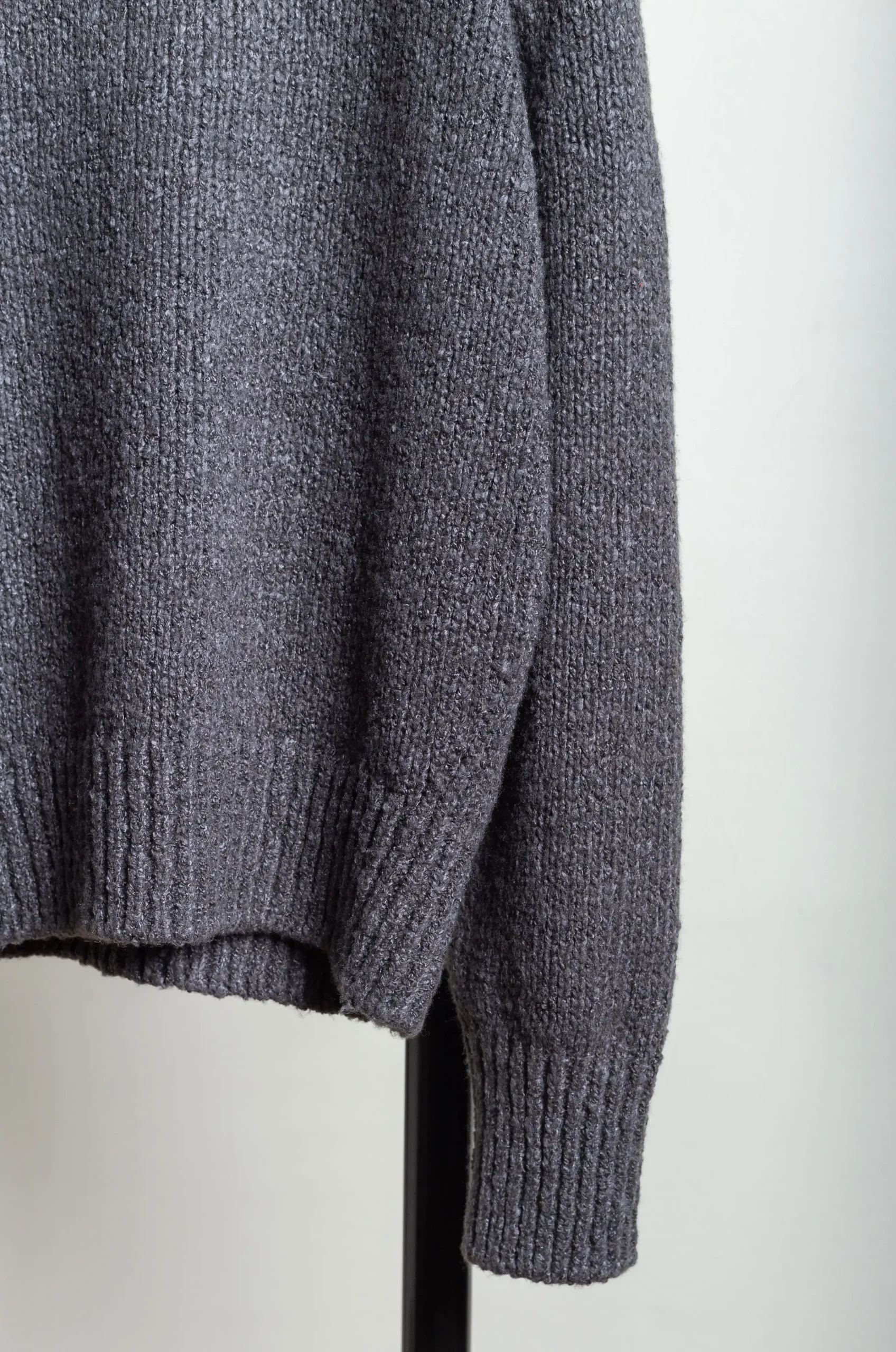 ATON - Crewneck Sweater KRAGCW0813 - Charcoal Grey