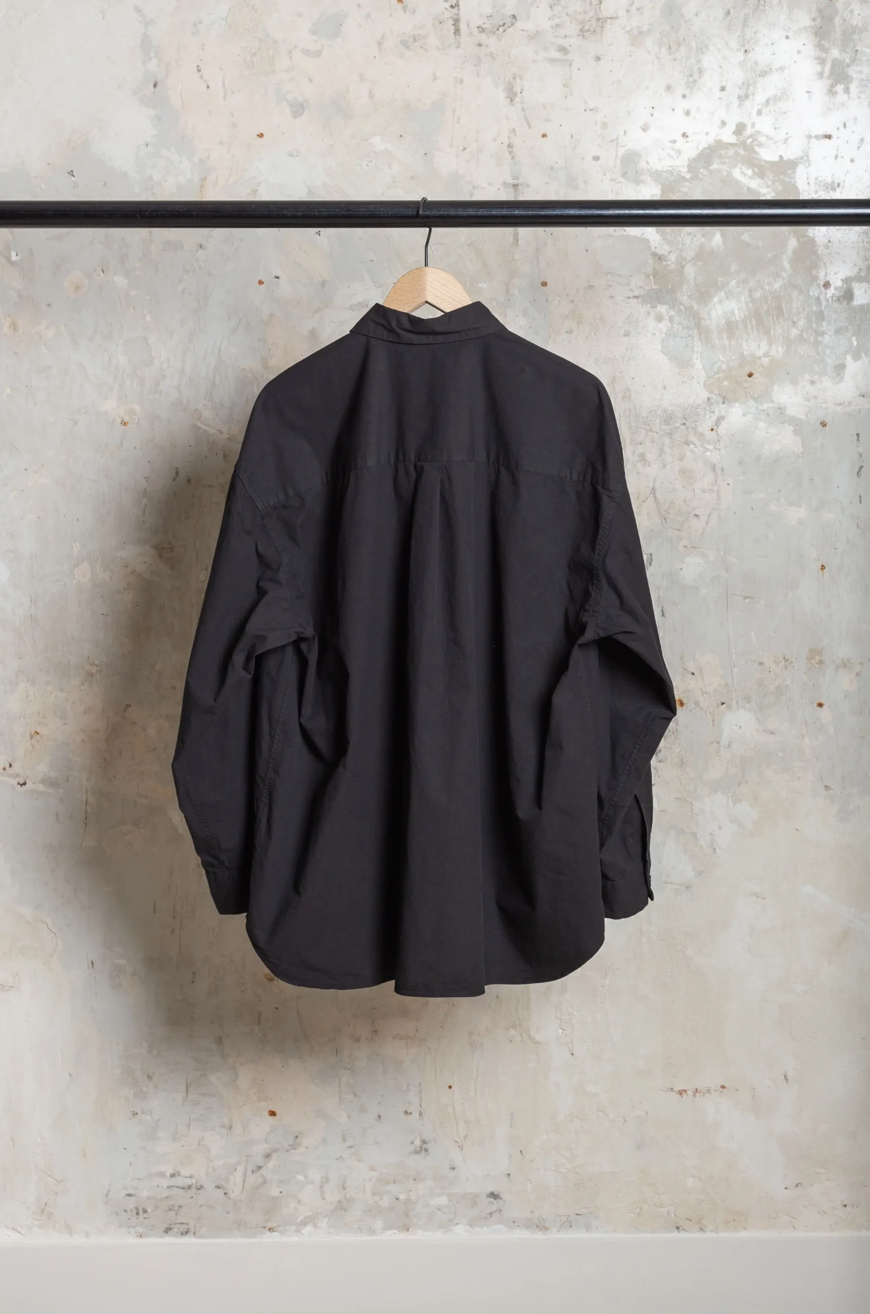 Still By Hand - Garment-dye over shirt SH01253OS - INK BLACK