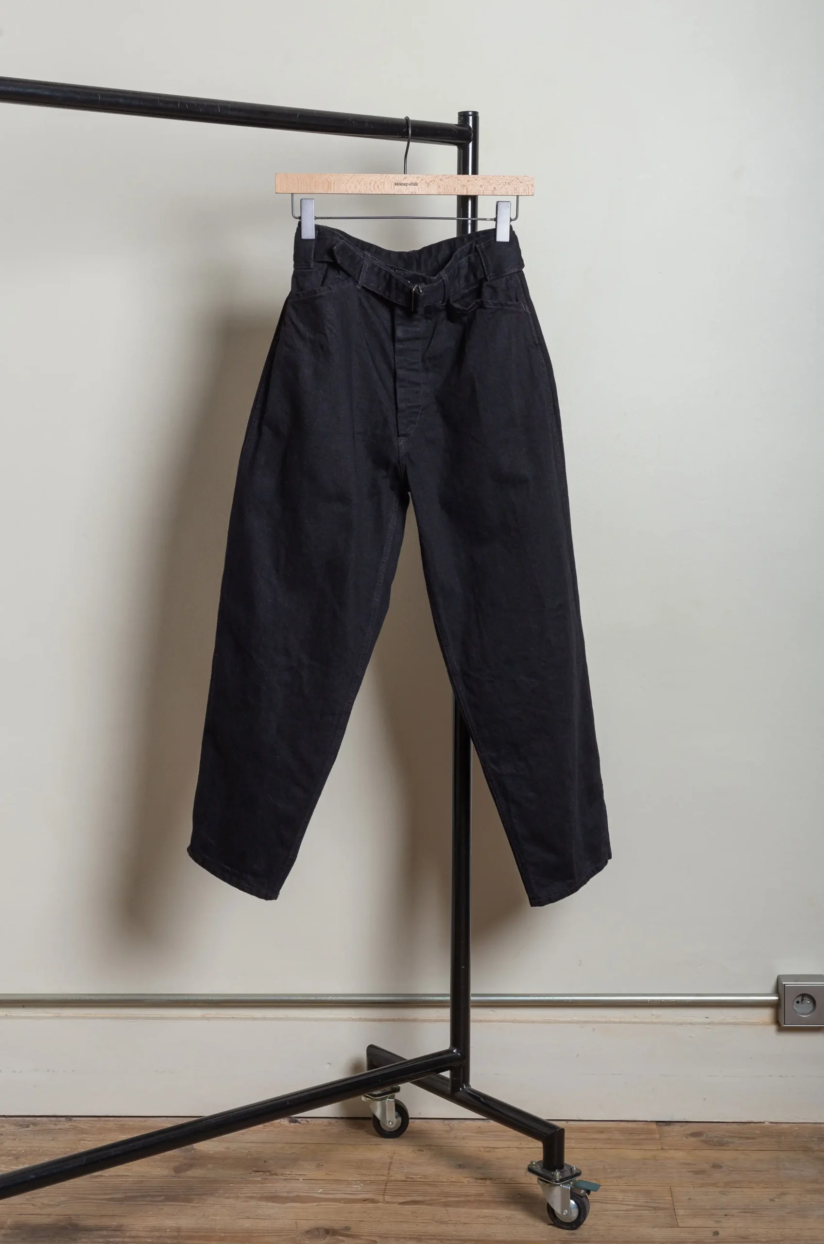 Comoli - Pants C03-03001 - Black