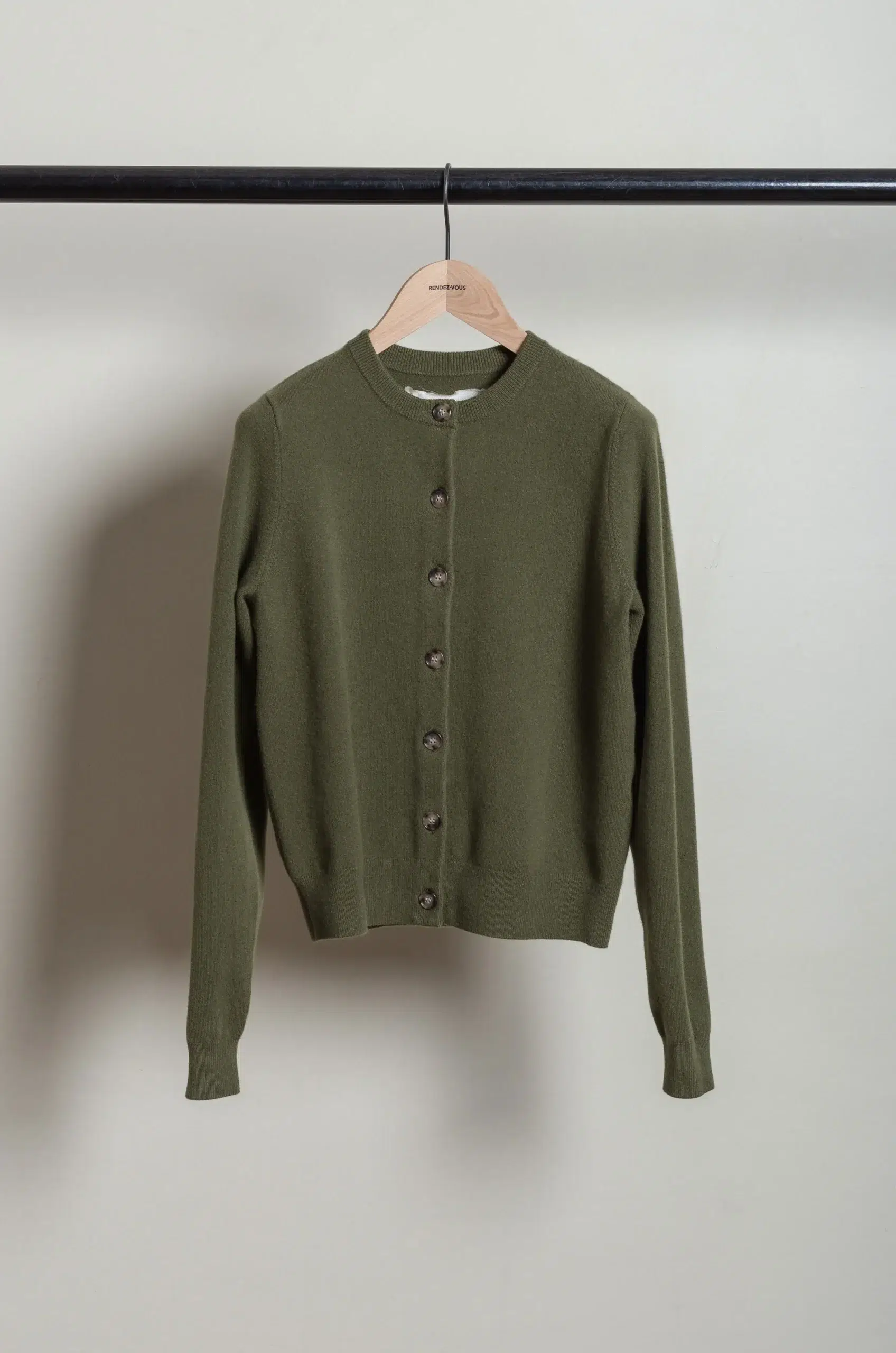 Eleph - Sandy Cardigan - Olive