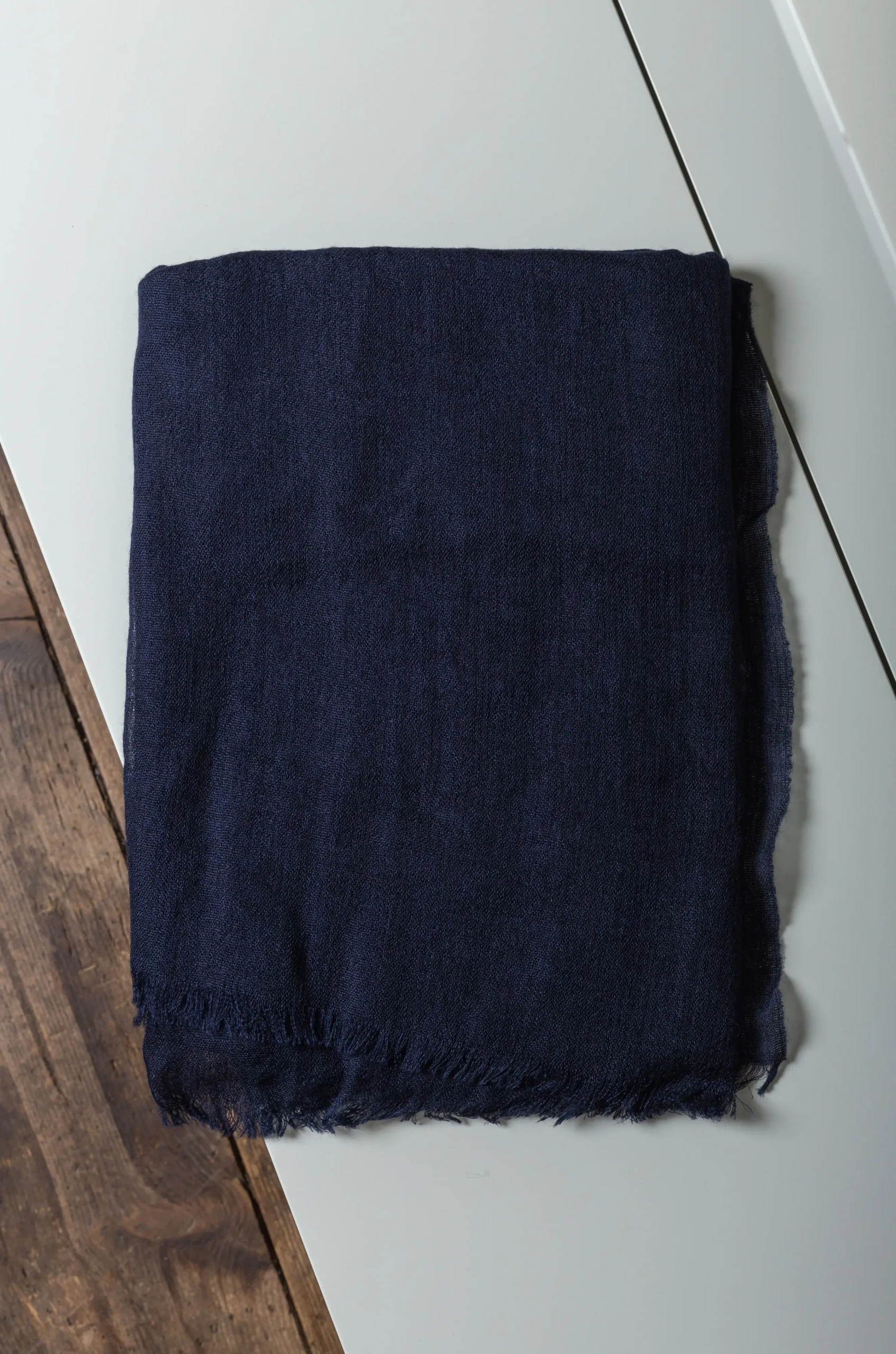 Pin 1876 - Men Plain Stole 5928/114 - Navy 0003