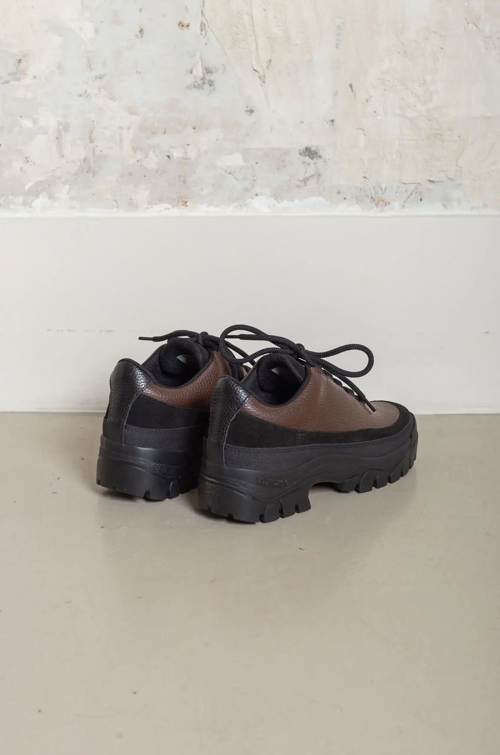 Tarvas - WOMEN EASY HIKER LEATHER - DARK BROWN