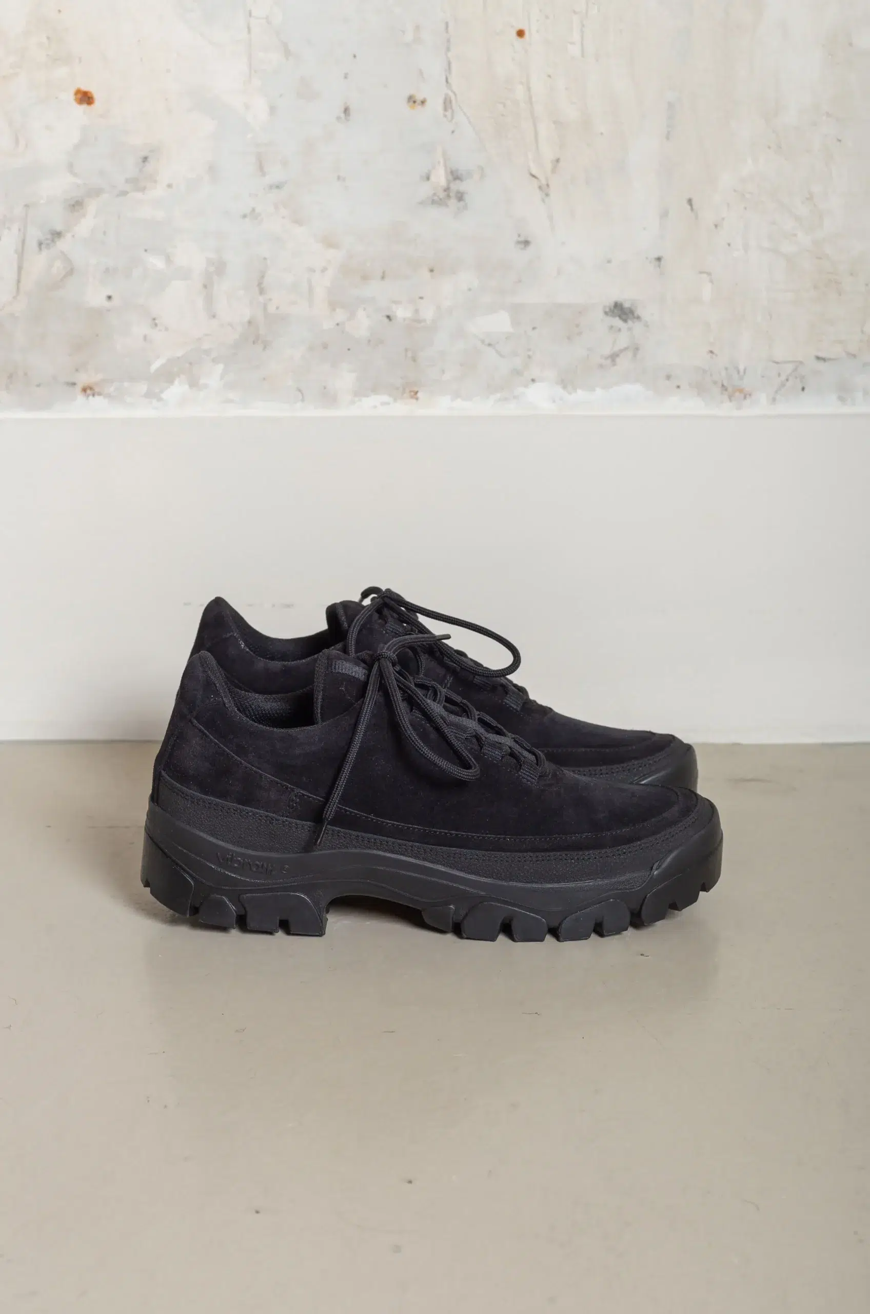 Tarvas - MEN EASY HIKER SUEDE - BLACK