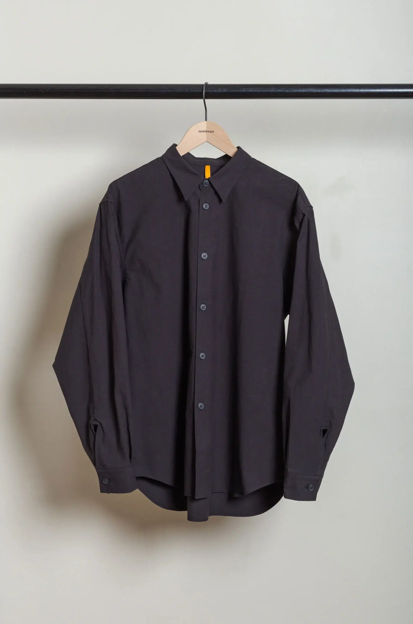 MAN-TLE - R0S8 Weather Shirt - Black weather