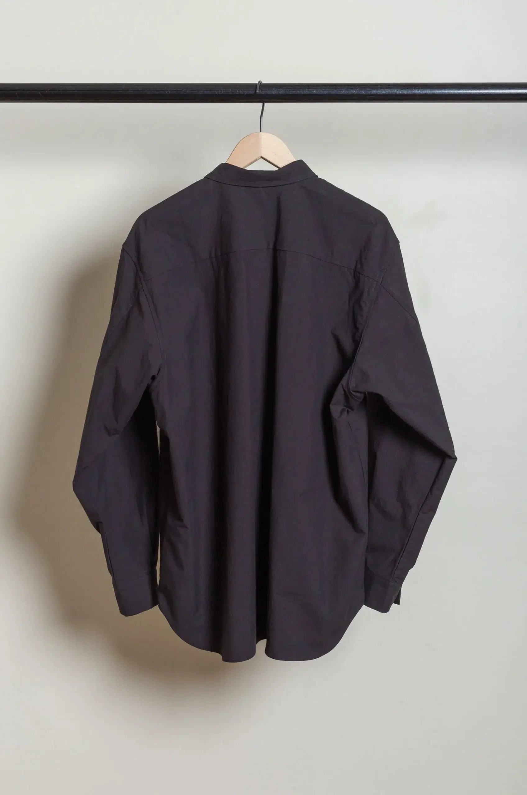 MAN-TLE - R0S8 Weather Shirt - Black weather