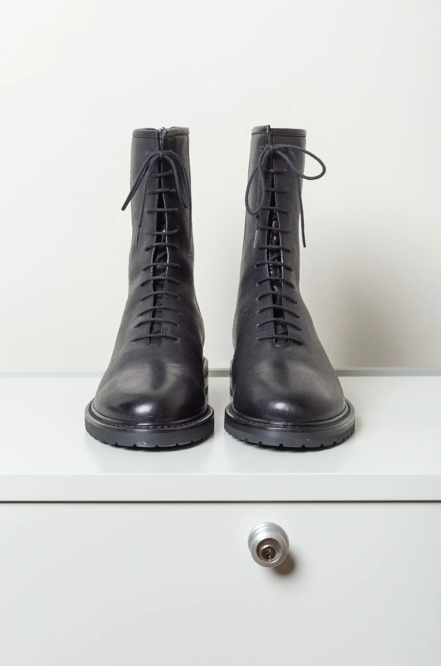 LEGRES - Combat In Washed Leather - Black