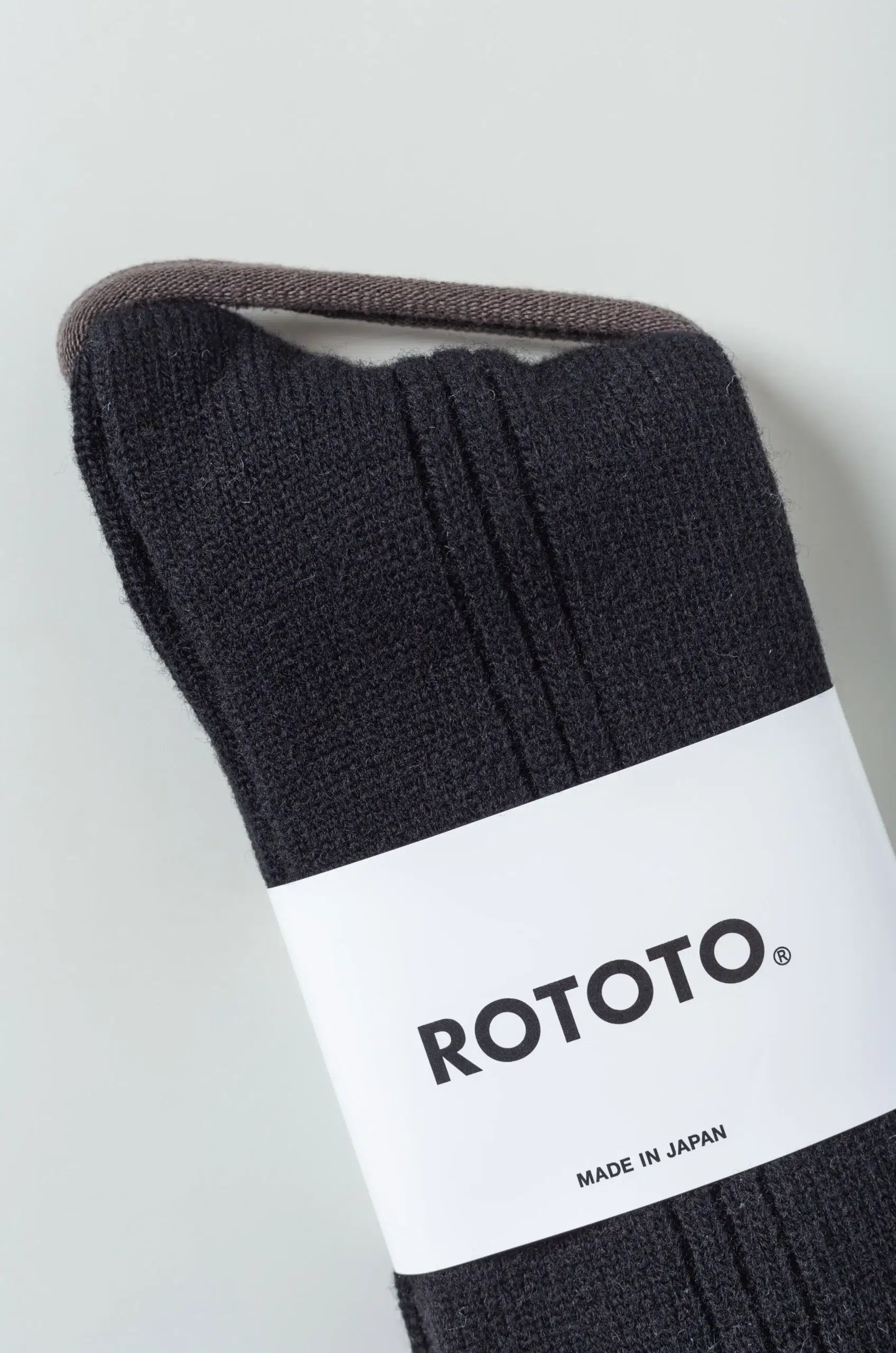 Rototo - MERINO LAMBS WOOL CREW SOCKS R1561 - BLACK