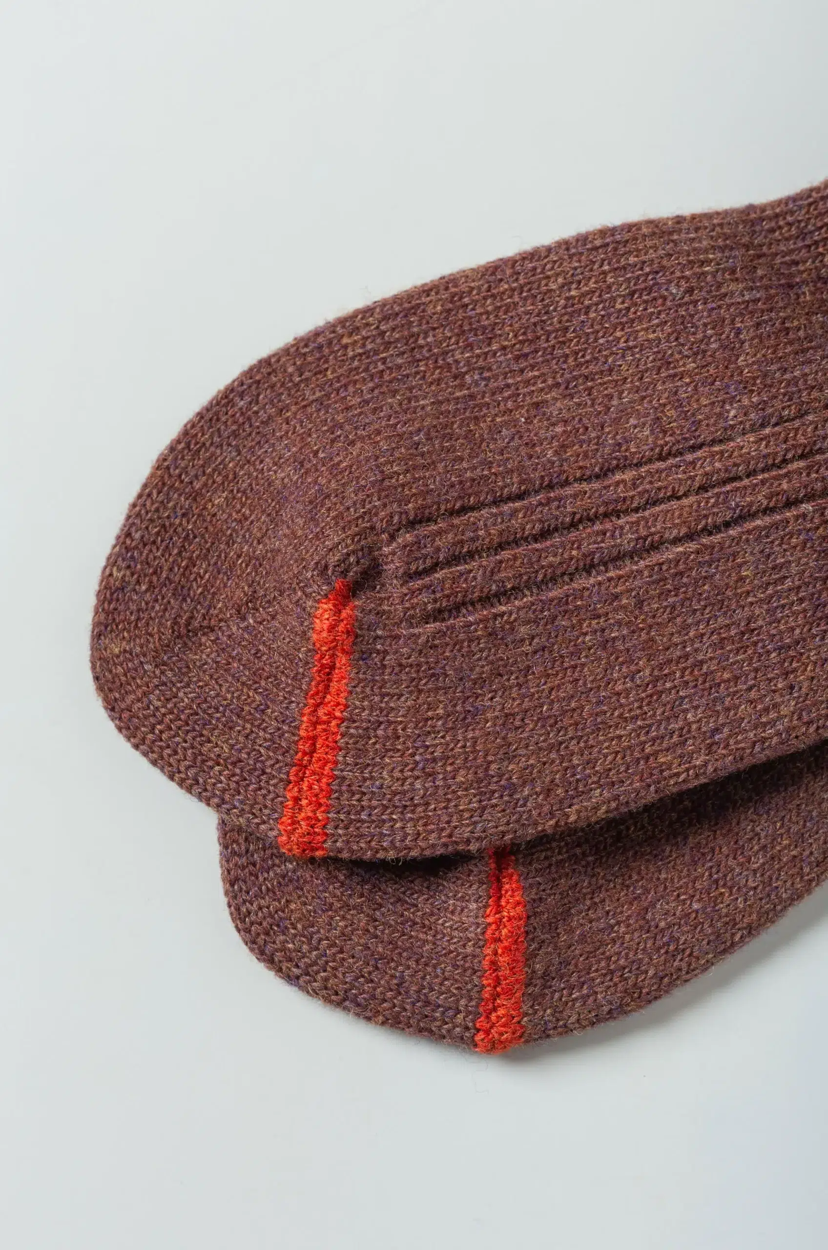 Rototo - MERINO LAMBS WOOL CREW SOCKS R1561 - BROWN