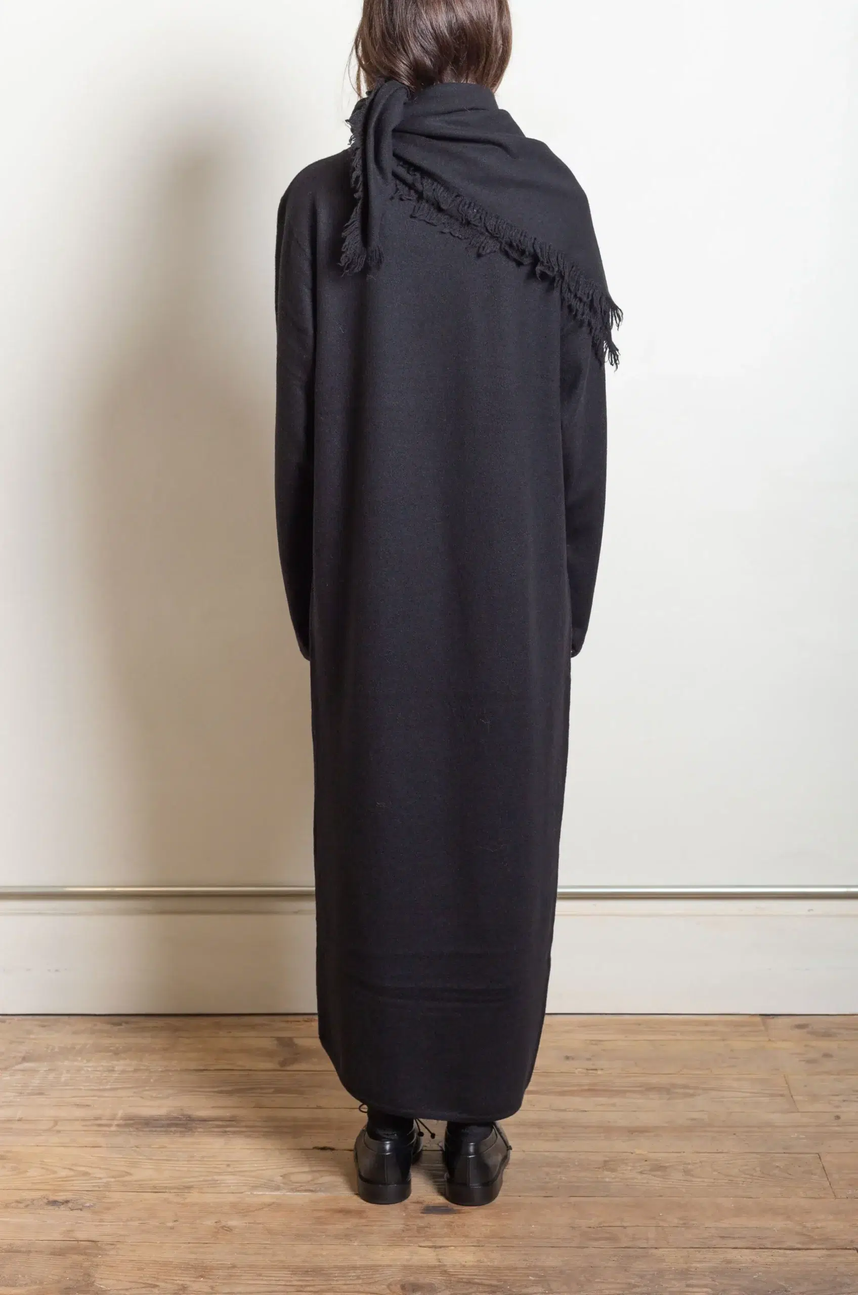 Ylève - ULTARAFINE MERINO WOOL MILLED KN OP - BLACK