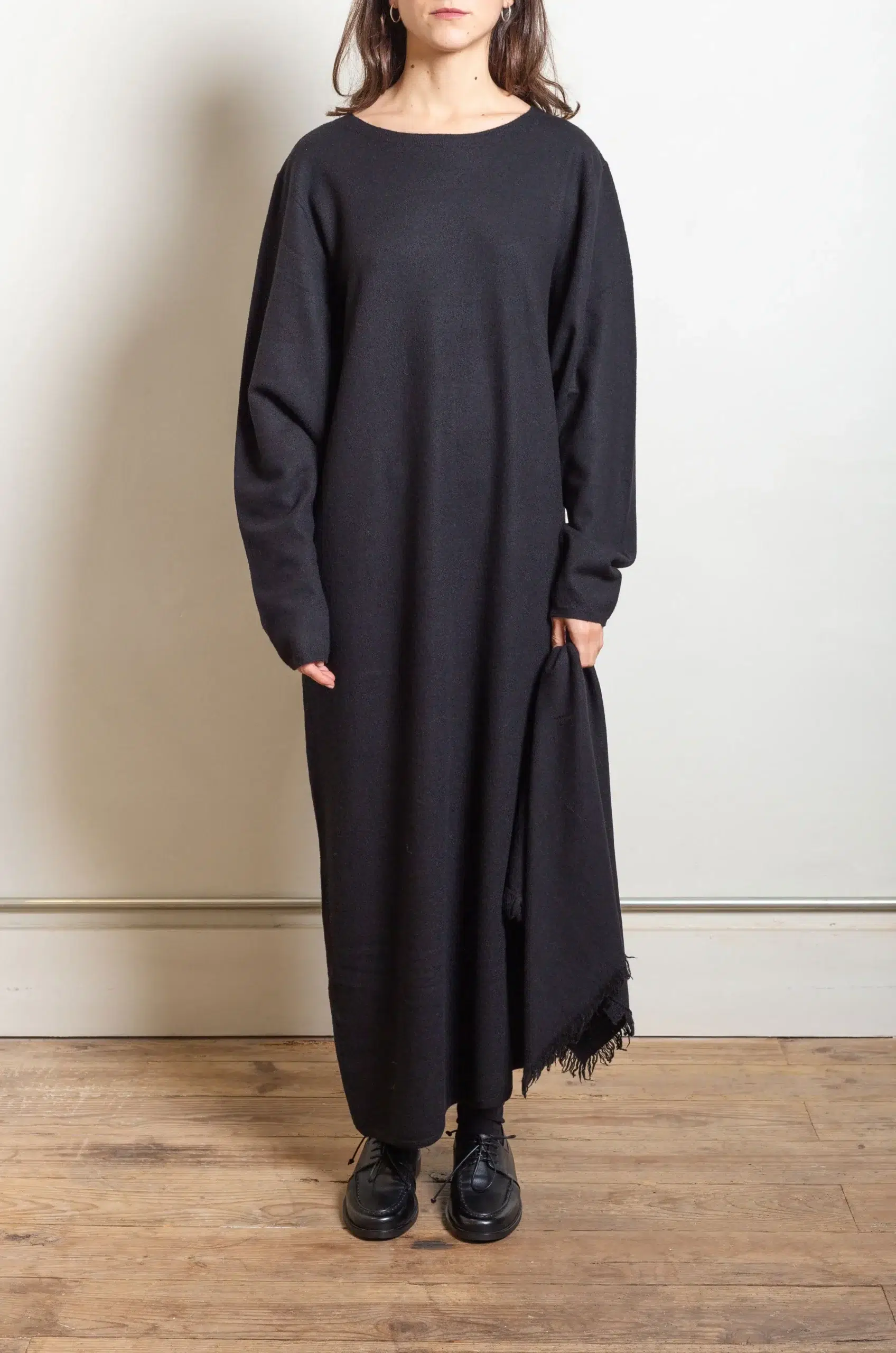 Ylève - ULTARAFINE MERINO WOOL MILLED KN OP - BLACK