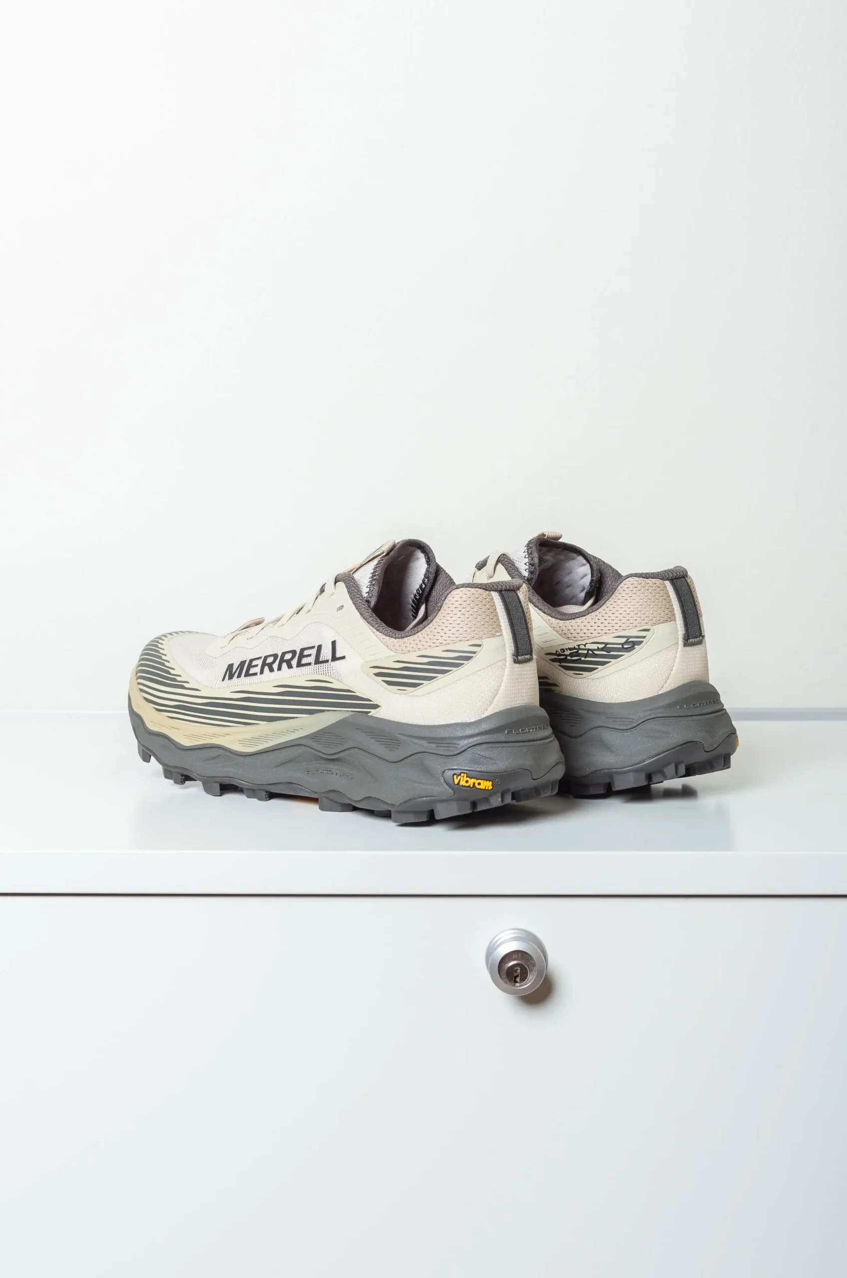 MERRELL - AGILITY PEAK 6 - BURLAP BROWN